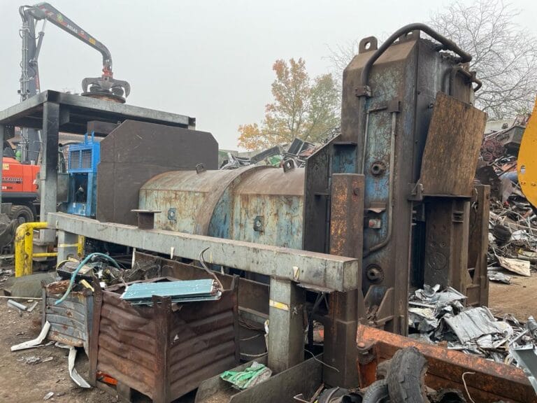 SHEAR BALER TAURUS CORSAIR USED 3